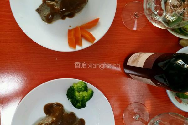 黑椒牛排