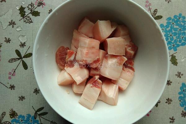 可乐红烧肉的做法图解1