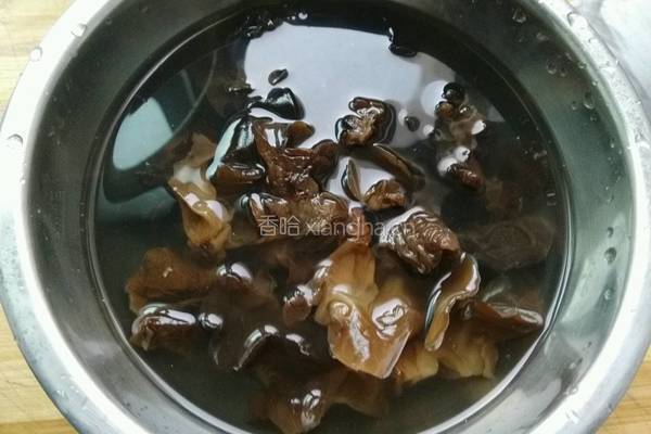 杂蔬烧肉的做法图解1