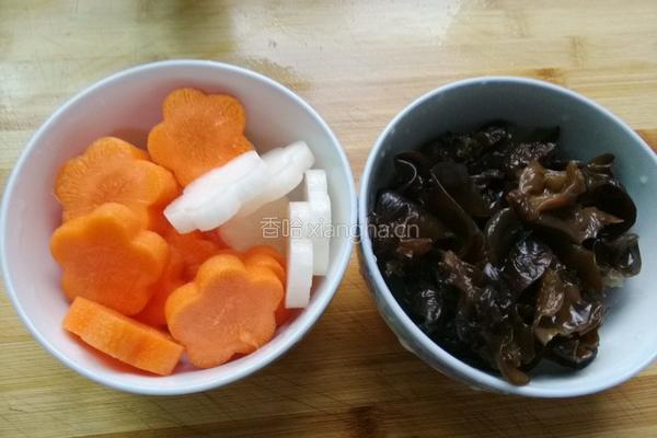 杂蔬烧肉的做法图解3