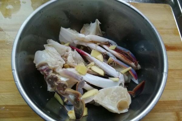 蛋黄焗蟹的做法图解5