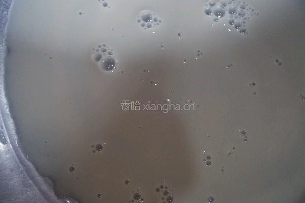 紫薯香菇肉包子的做法图解1