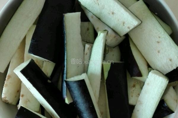 茄汁烧甜椒黄瓜的做法图解5