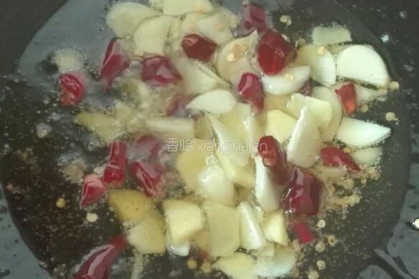 茄汁烧甜椒黄瓜的做法图解11