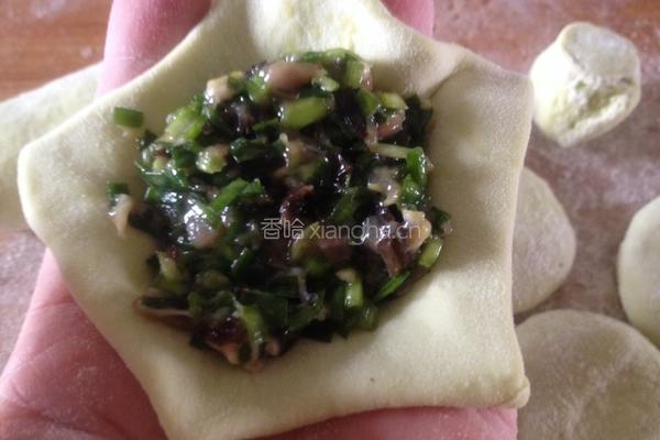 梅花饺的包法的做法图解5