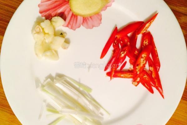 黄豆牙煸粉丝的做法图解3