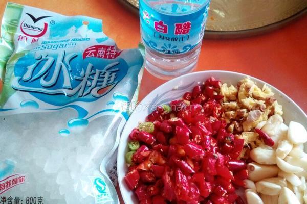 酸甜萝卜条的做法图解3