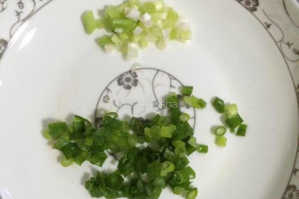 虾皮南瓜的做法图解3