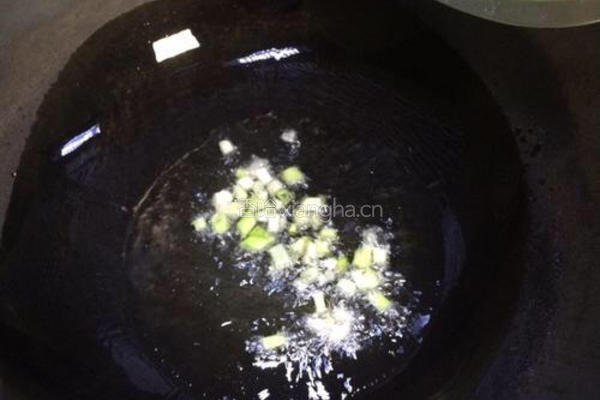 虾皮南瓜的做法图解4