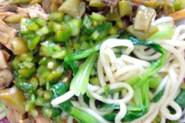 炖豆角拌面条的做法图解4