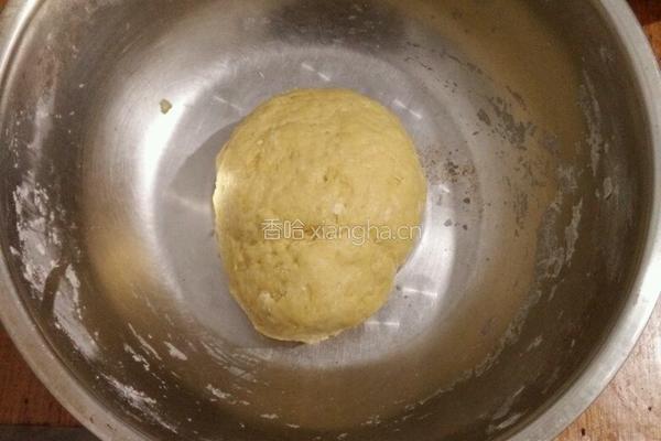 酥香麻花的做法图解1