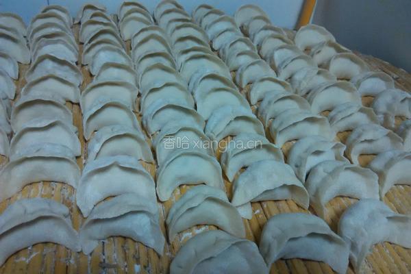 芹菜大肉馅饺子的做法图解10