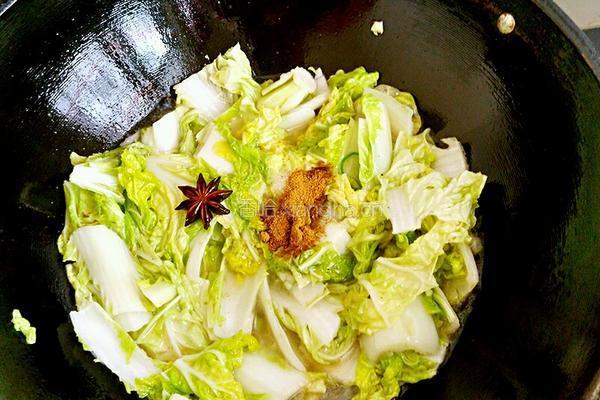 黄心菜炒土豆粉的做法图解5