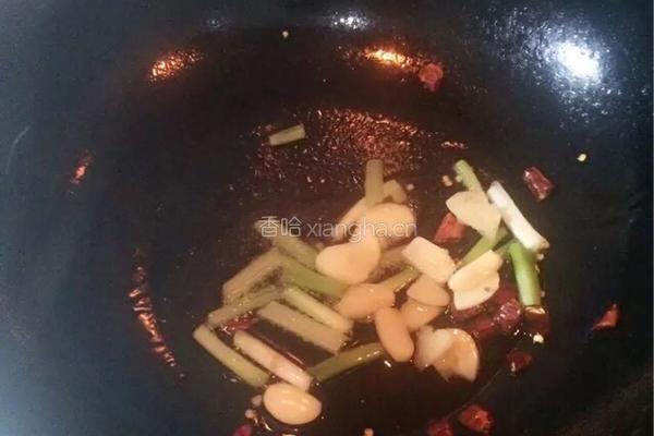 酸笋鱿鱼须的做法图解4