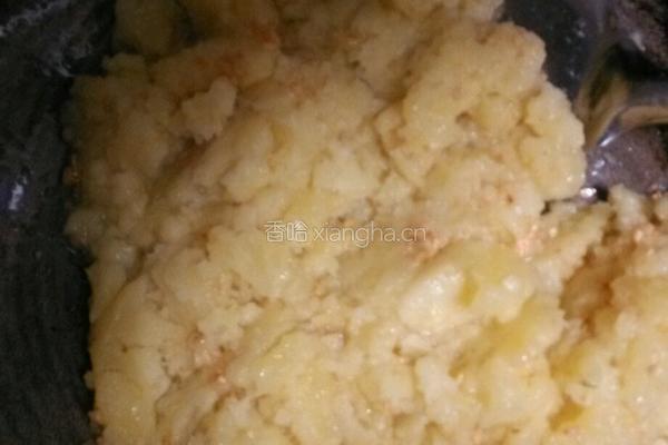 蒜香土豆饼的做法图解5