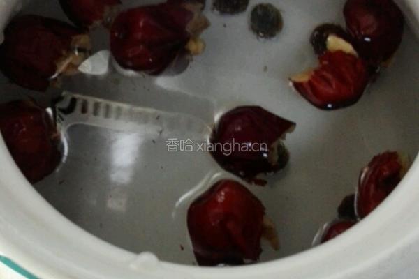 桂圆红枣汤的做法图解4