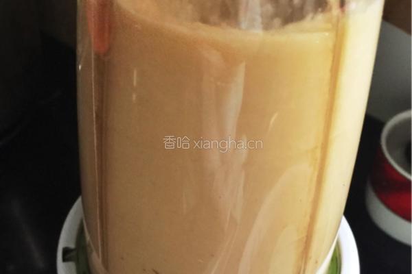 无油无泡打粉 健康香蕉松饼的做法图解2