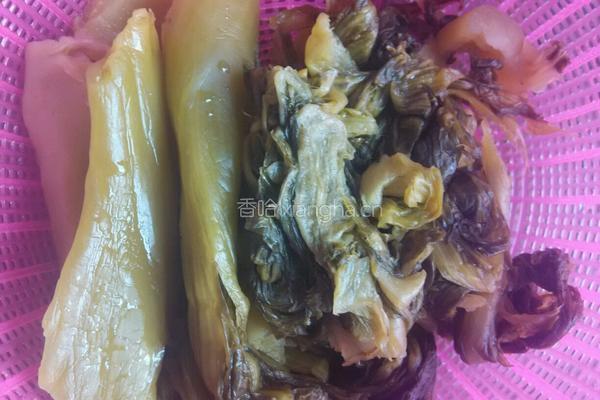 咸菜猪肉煲的做法图解2