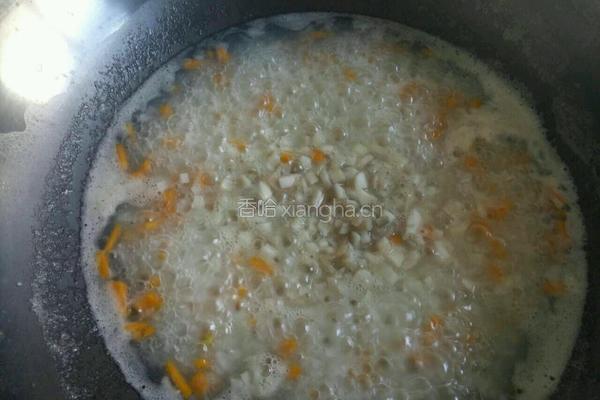鲜虾南瓜蘑菇粥的做法图解4