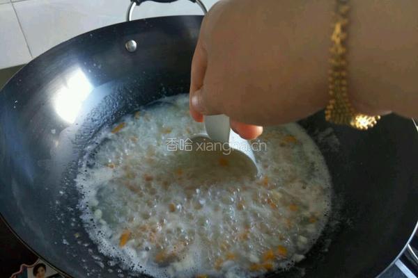 鲜虾南瓜蘑菇粥的做法图解6