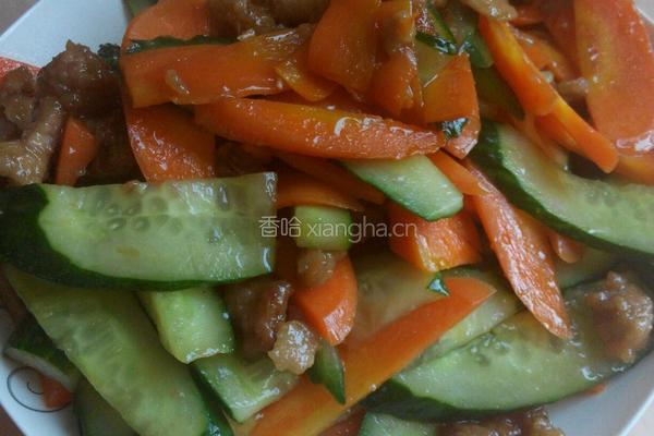 青瓜胡萝卜炒肉的做法图解8