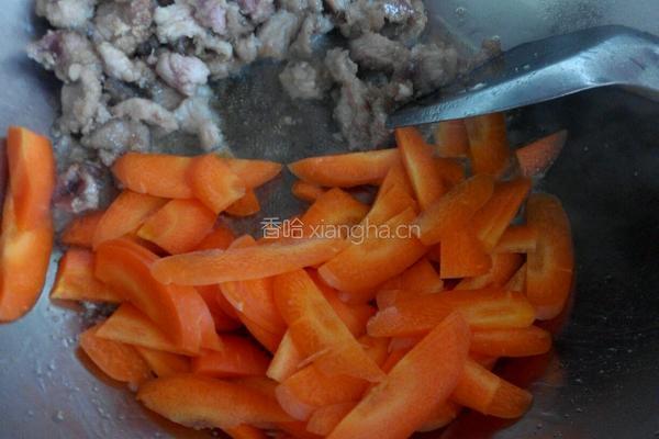 青瓜胡萝卜炒肉的做法图解6