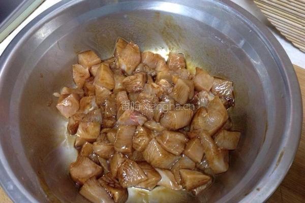 鸡肉丁丁菜的做法图解2