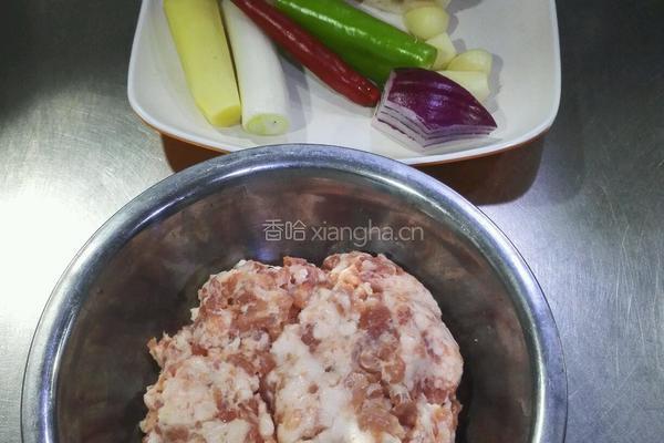 煎酿藕盒的做法图解1