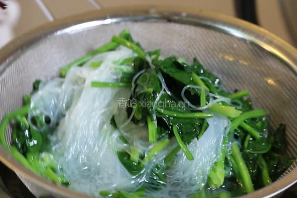 菠菜拌粉丝的做法图解3