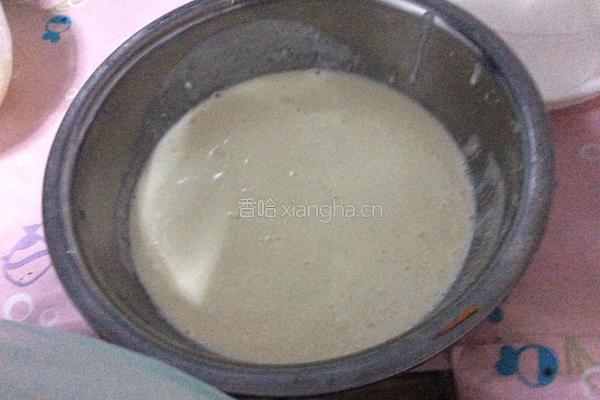 胡萝卜青椒面饼的做法图解1