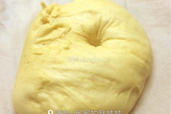 花式香肠面包的做法图解1
