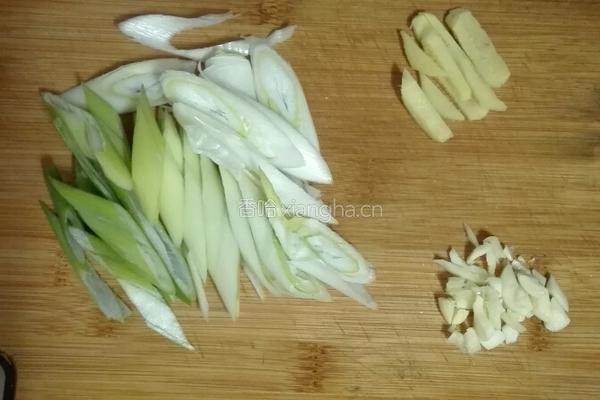 大葱炒牛肉的做法图解3