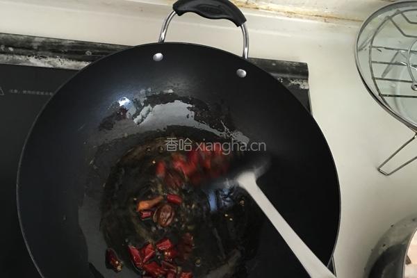 黄焖鸡翅根的做法图解4
