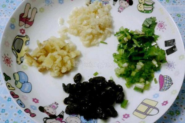 煎焗秋刀鱼的做法图解2