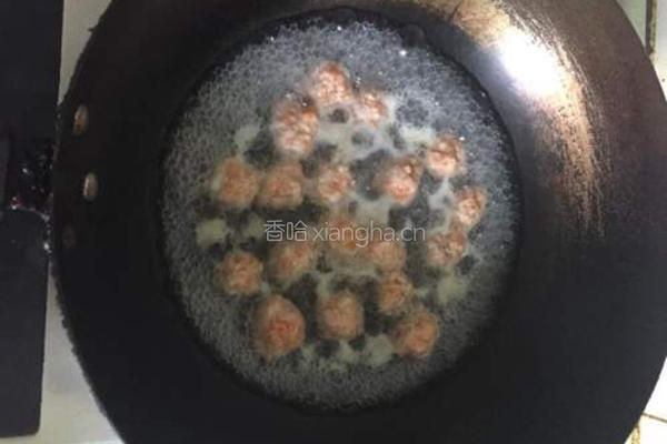 红薯粉红萝卜肉丸汤的做法图解6