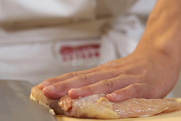 东安鸡条的做法图解1