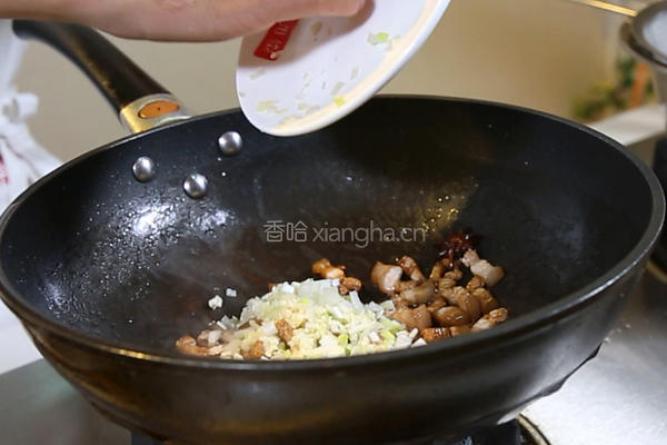 家常肉丁炒茄子的做法图解4