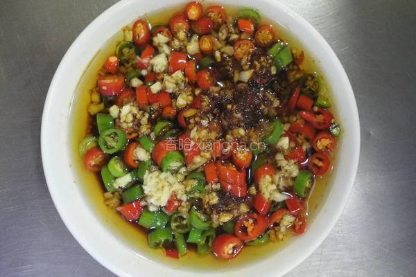 鲜椒牛肉面的做法图解4