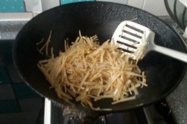老陈醋爆炒土豆丝的做法图解4