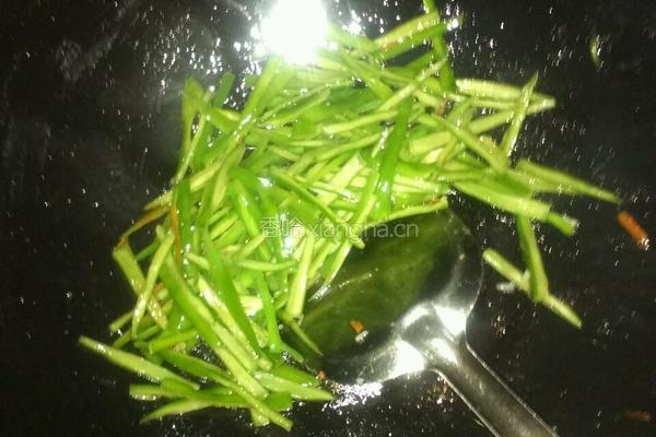 双色炒饭的做法图解4