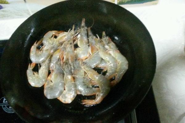 油焖大虾的做法图解2