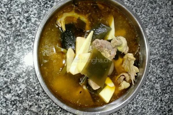 竹笋海带炖鸭的做法图解8