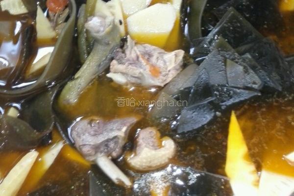 竹笋海带炖鸭的做法图解7