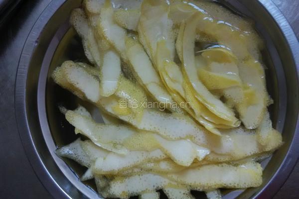 柚子皮果脯的做法图解4