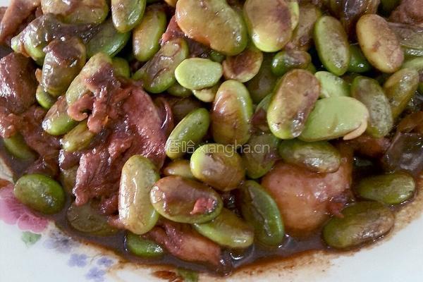 毛豆炒鸡腿肉的做法图解7