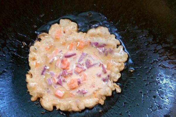 红萝卜紫薯糯米粉煎饼的做法图解7