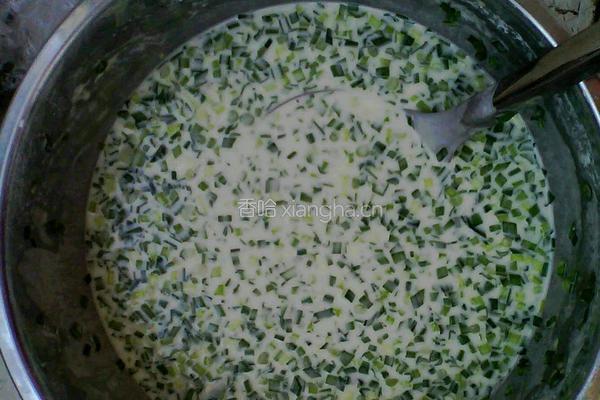 韭菜鸡蛋饼的做法图解4