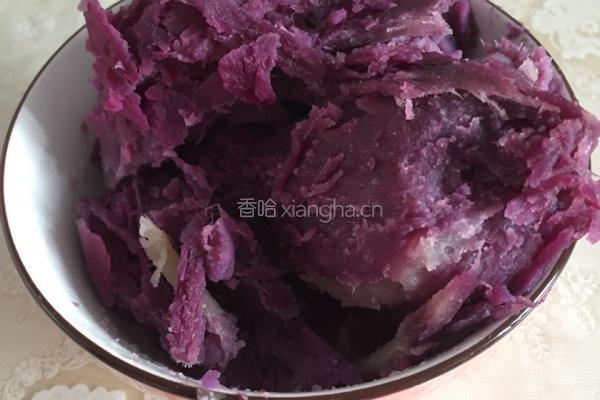紫薯饼的做法图解1