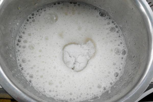 奶牛花纹蛋糕卷的做法图解5