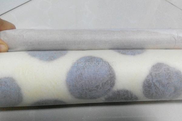 奶牛花纹蛋糕卷的做法图解20